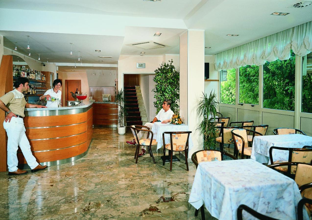 California Pastry Hotel Червия Экстерьер фото