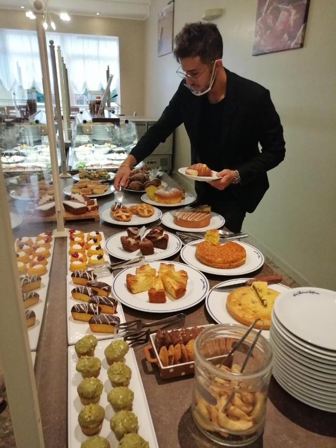 California Pastry Hotel Червия Экстерьер фото