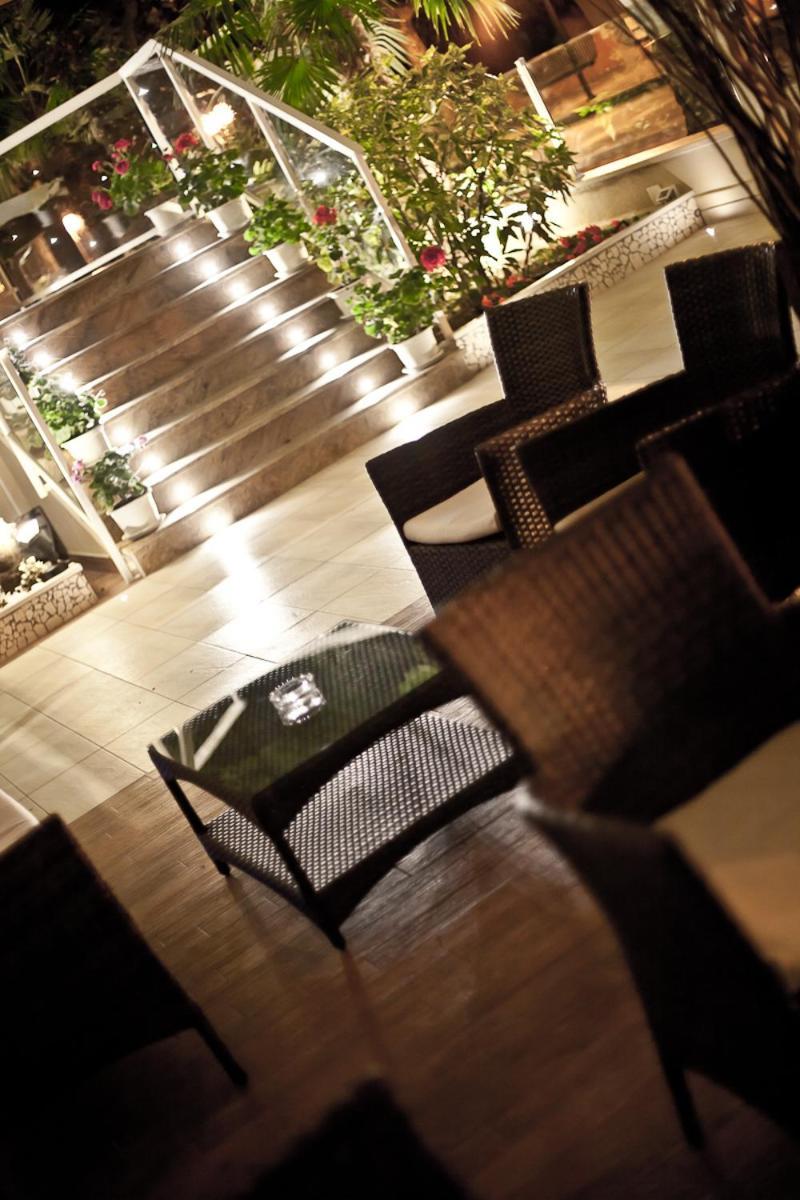 California Pastry Hotel Червия Экстерьер фото