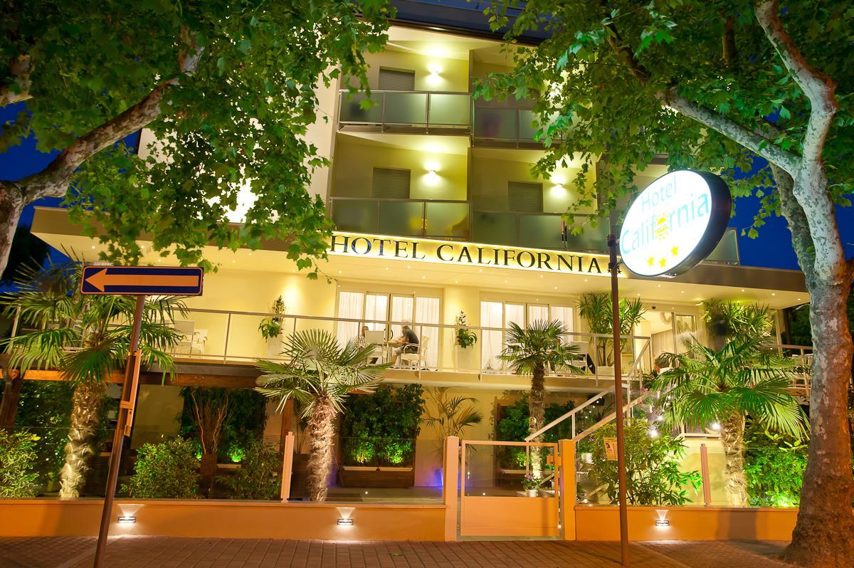 California Pastry Hotel Червия Экстерьер фото