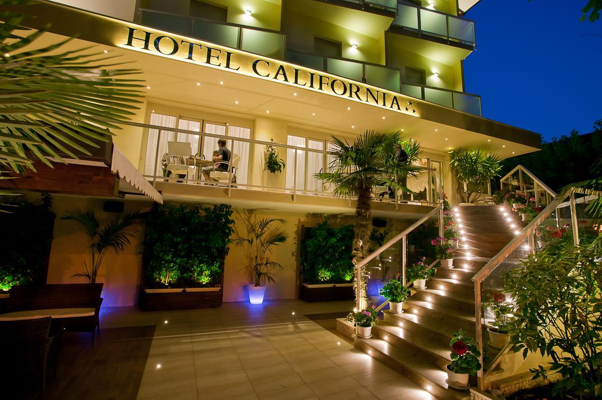 California Pastry Hotel Червия Экстерьер фото