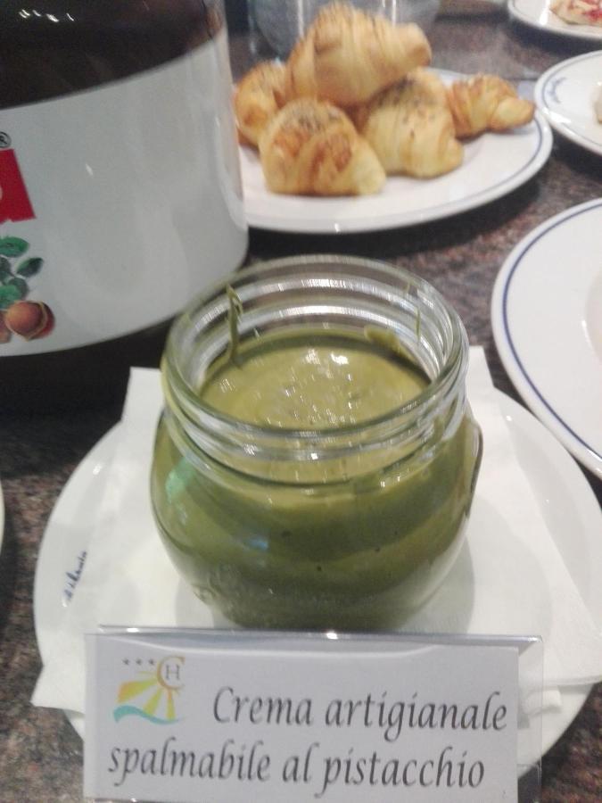 California Pastry Hotel Червия Экстерьер фото